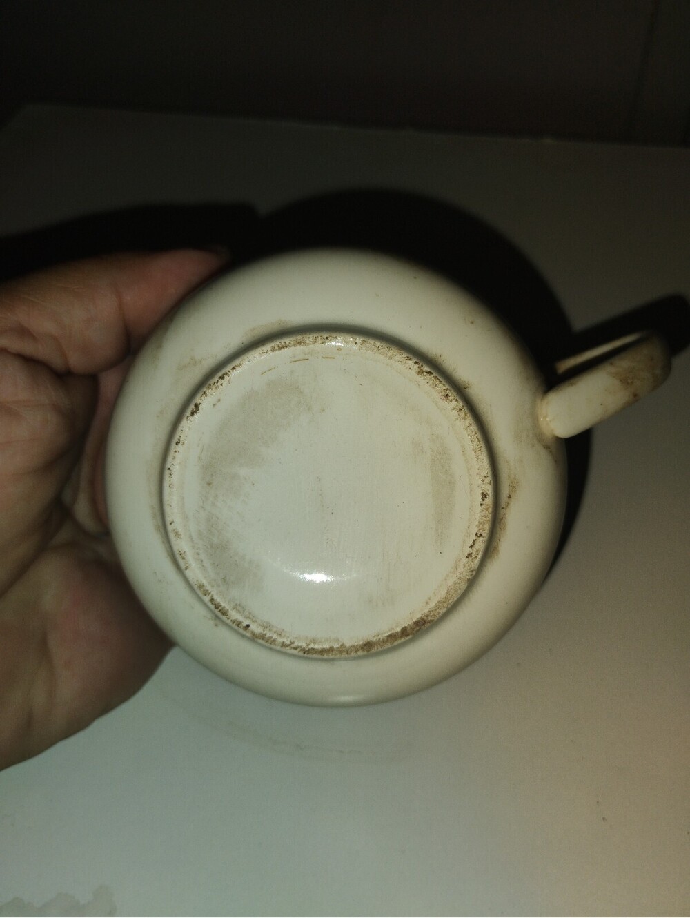Vintage Blue and White Ceramic Cup with Horse and Carriage Design - Picture 5 of 5
